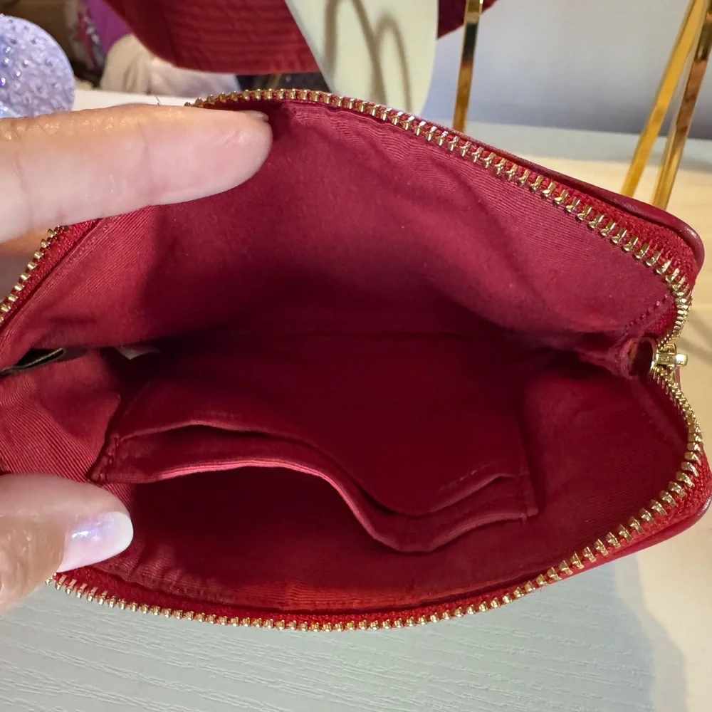 Coach Tan and Red Signature Wristlet and a Coach bucket hat NWT - Picture 10 of 13